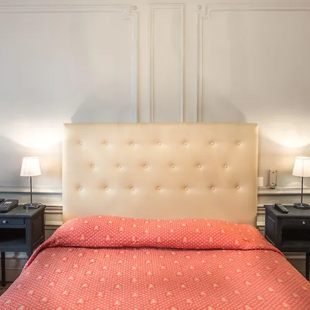 Hotel Louvre Paříž