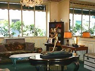 Hotel Louvre